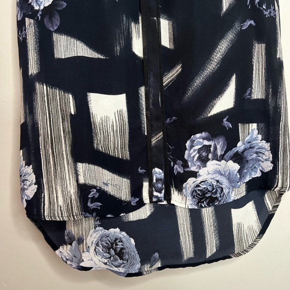 Simply Vera Floral Cap Sleeve Blouse Size M - Picture 6 of 6